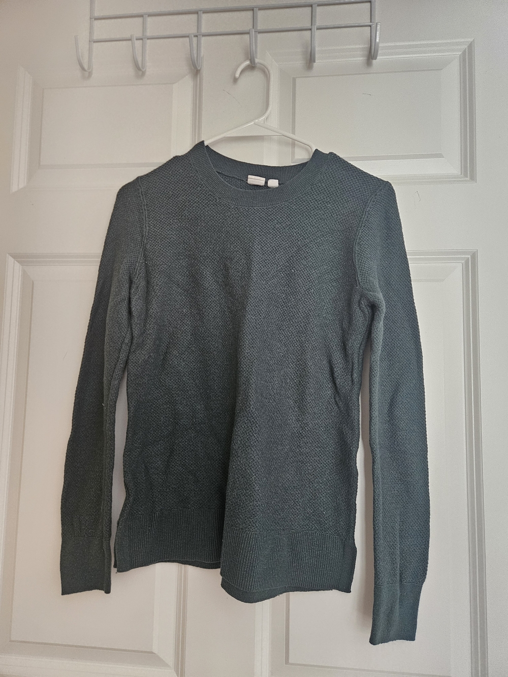 GAP Crewneck Sweater in Slate Green